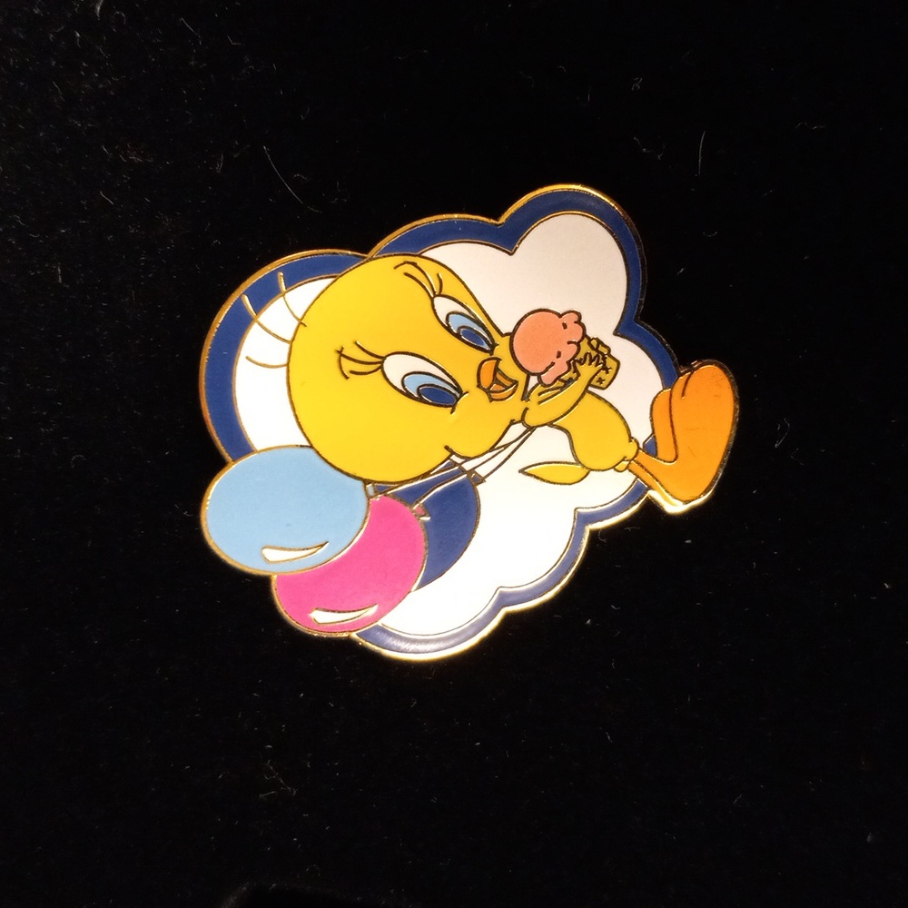 Tweety Bird pin